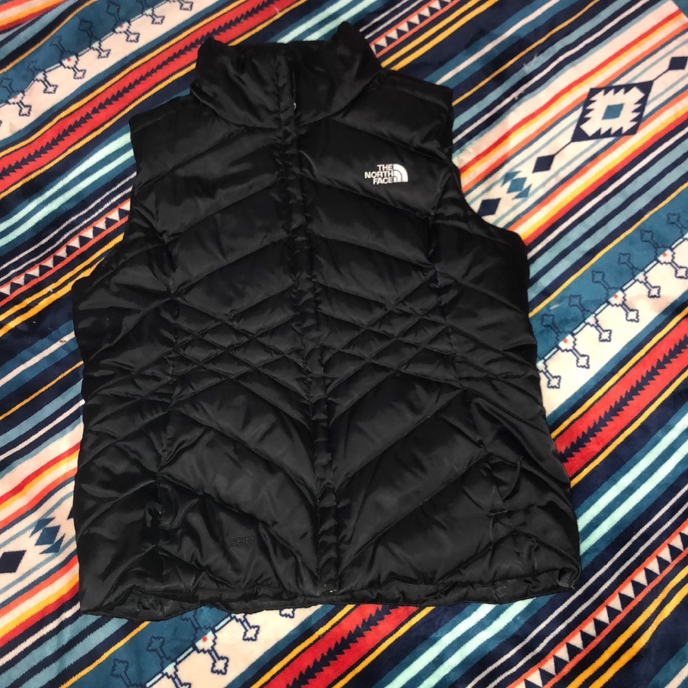 North face black vest